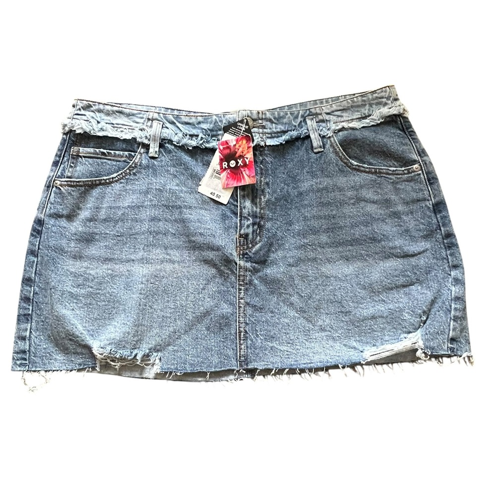 NWT Roxy Sereia Distressed Two-Wash Denim Mini Skirt